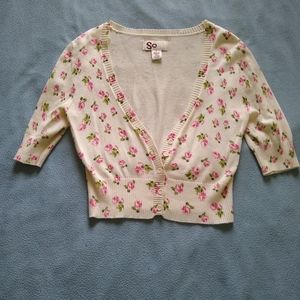 White 1/2 sweater with pink rose pattern